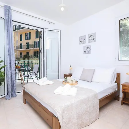 Breezy Dream, Corfu * Kompitsion