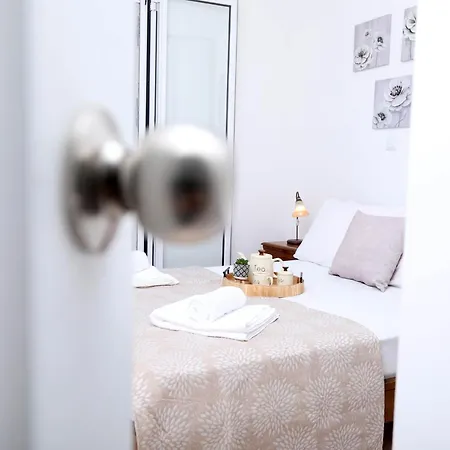 Breezy Dream, Corfu Kompitsion