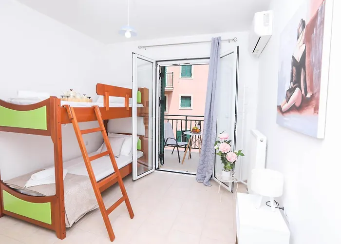 Breezy Dream, Corfu Kompitsion